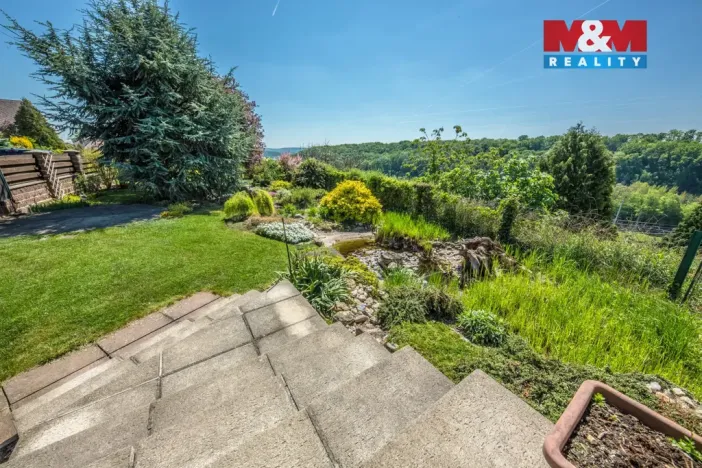 Prodej rodinného domu, Hrdlořezy, 229 m2
