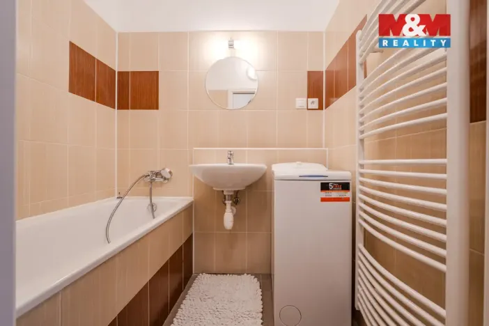 Prodej bytu 3+1, Nehvizdy, Kubišova, 70 m2