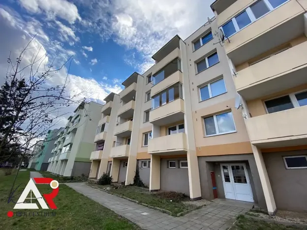 Prodej bytu 3+1, Hustopeče, Školní, 78 m2