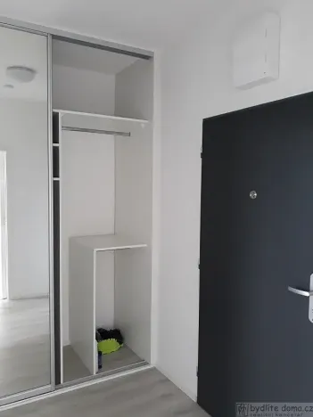 Pronájem bytu 1+kk, Tábor, U Areálu, 31 m2