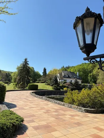 Pronájem vily, Nový Knín, 450 m2