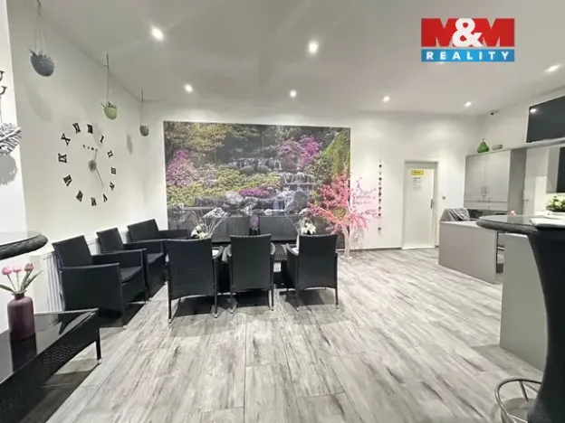 Pronájem bytu 2+kk, Meziboří, nám. 8. května, 55 m2