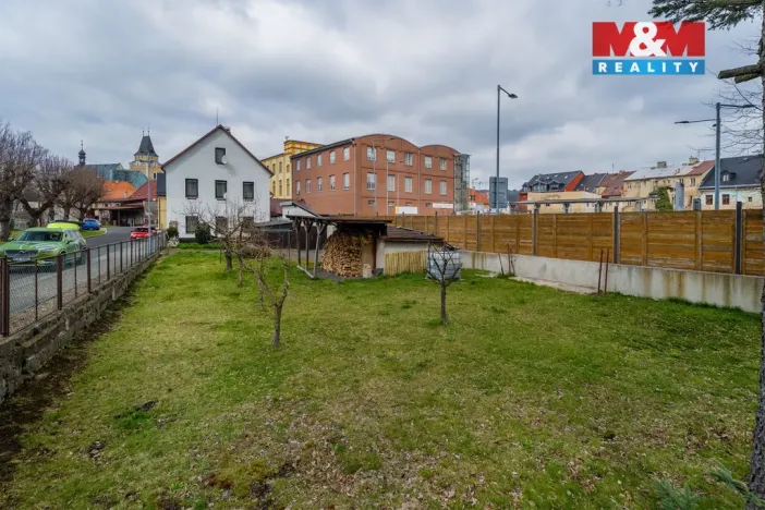 Prodej komerčního pozemku, Frýdlant, Vrchlického, 225 m2