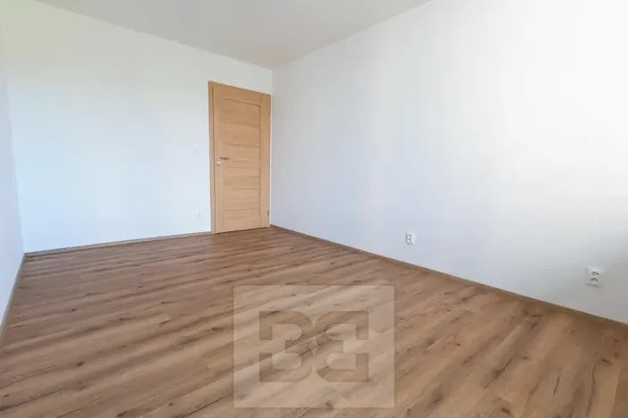 Pronájem bytu 2+1, Praha - Kobylisy, Paláskova, 59 m2