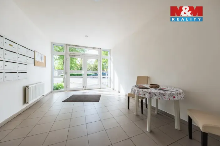 Prodej bytu 1+kk, Šestajovice, Revoluční, 18 m2