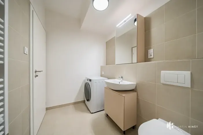 Pronájem bytu 1+kk, Praha - Vysočany, Gerstelova, 43 m2