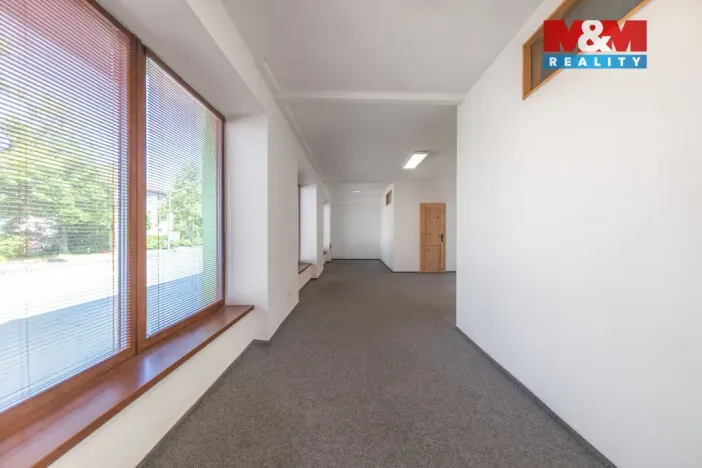 Pronájem obchodního prostoru, Otrokovice - Kvítkovice, tř. Osvobození, 53 m2