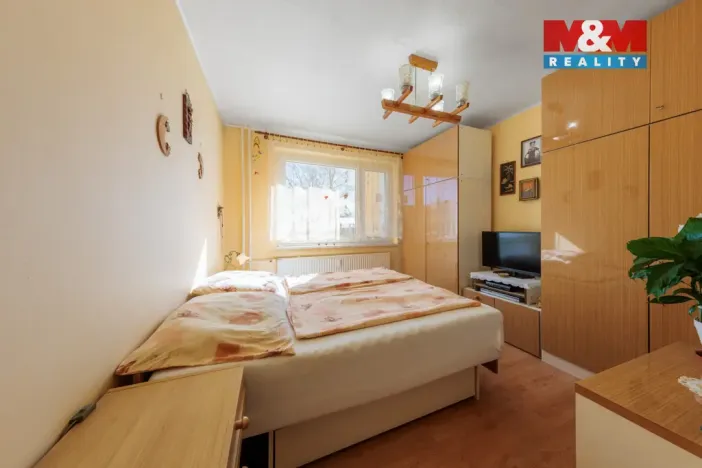 Prodej bytu 3+1, Rotava, Sídliště, 67 m2