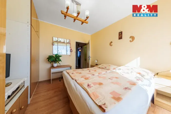 Prodej bytu 3+1, Rotava, Sídliště, 67 m2