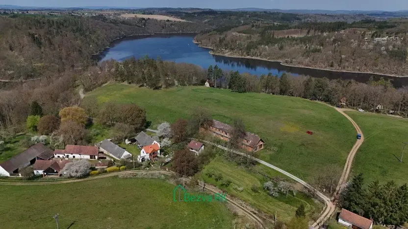 Prodej obchodního prostoru, Varvažov, 1358 m2