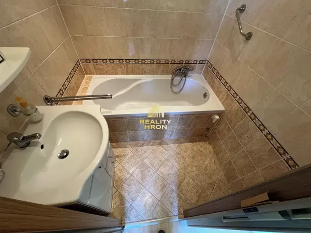 Prodej bytu 2+1, Podbořany, Sídliště Míru, 73 m2