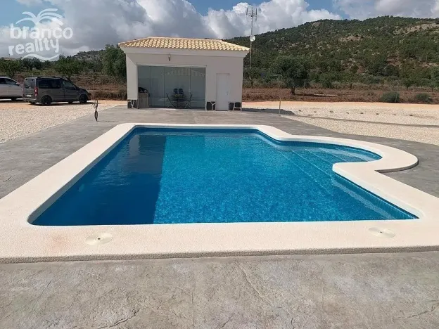 Prodej rodinného domu, Pinoso, Alicante, Španělsko, 180 m2
