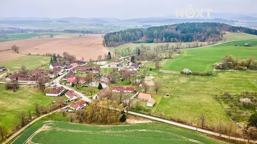 Prodej pozemku pro bydlení, Předslavice, 8407 m2