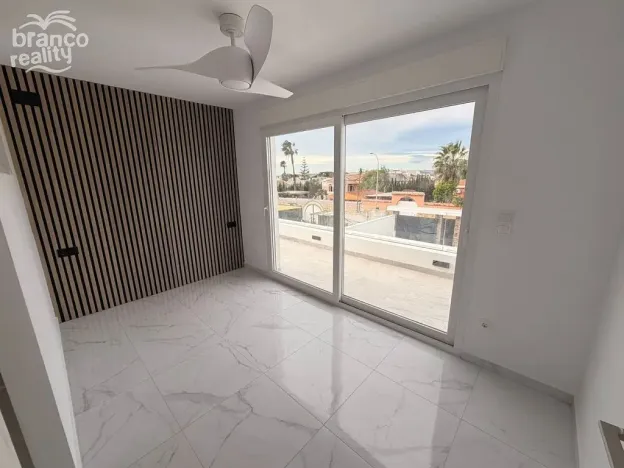 Prodej rodinného domu, Torrevieja, Alicante, Španělsko, 132 m2