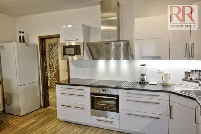 Pronájem bytu 1+kk, Plzeň, U Borských kasáren, 40 m2