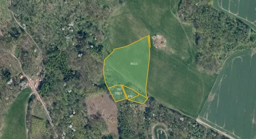 Prodej louky, Liběšice, 22604 m2