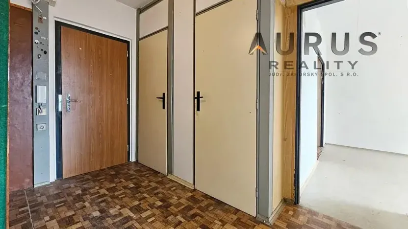 Prodej bytu 2+kk, Praha - Chodov, V průčelí, 46 m2