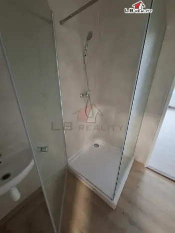 Pronájem bytu 1+kk, Kolín, Štítarská, 30 m2