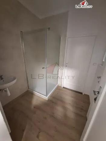 Pronájem bytu 1+kk, Kolín, Štítarská, 30 m2