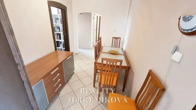 Pronájem bytu 3+1, České Budějovice, Krčínova, 78 m2