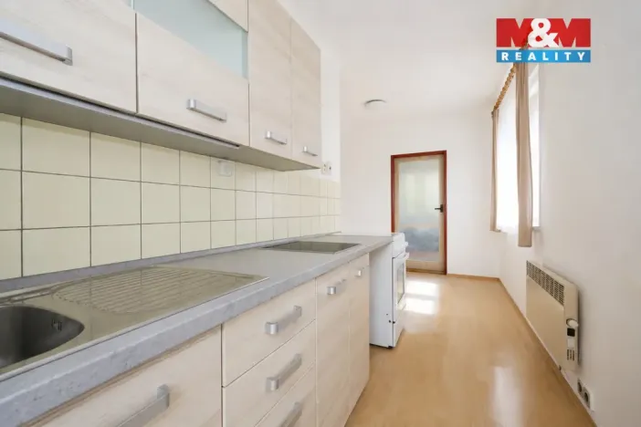 Prodej bytu 3+1, Černovice, Tyršova, 64 m2