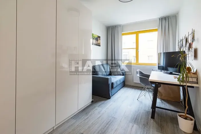 Pronájem bytu 3+kk, Praha - Košíře, Pod Kavalírkou, 82 m2