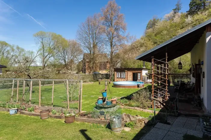 Prodej rodinného domu, Skomelno, 284 m2