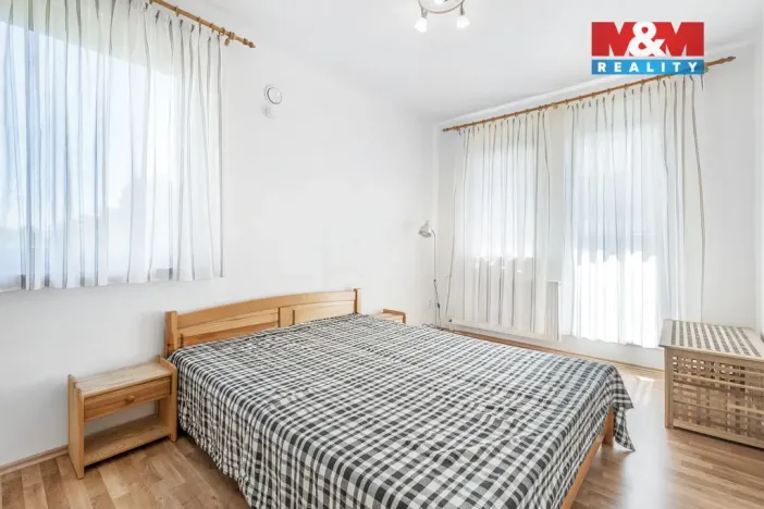 Pronájem bytu 2+1, Kosmonosy, Jizerská, 67 m2