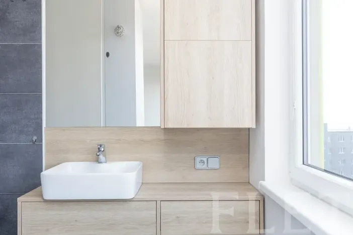 Pronájem bytu 1+kk, Praha - Záběhlice, Topolová, 31 m2
