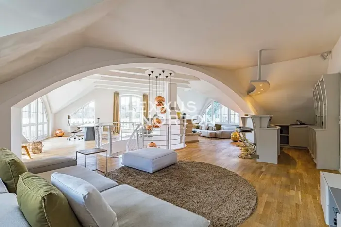 Pronájem vily, Praha - Dejvice, V Šáreckém údolí, 719 m2