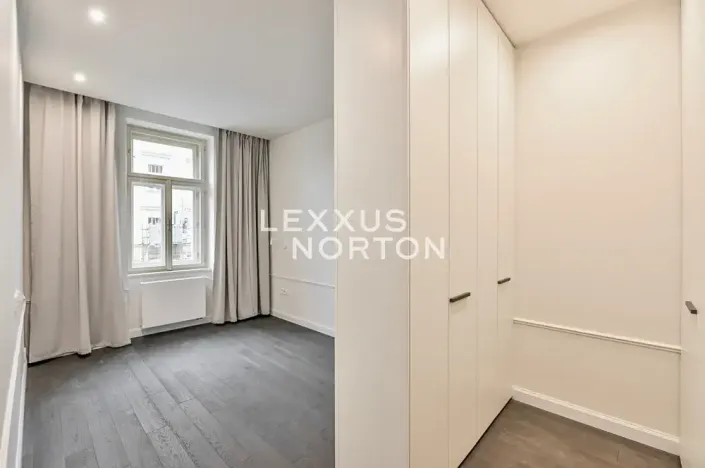 Pronájem bytu 4+kk, Praha - Vinohrady, Laubova, 167 m2
