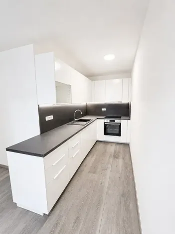 Pronájem bytu 3+kk, Praha - Horní Měcholupy, Janovská, 67 m2