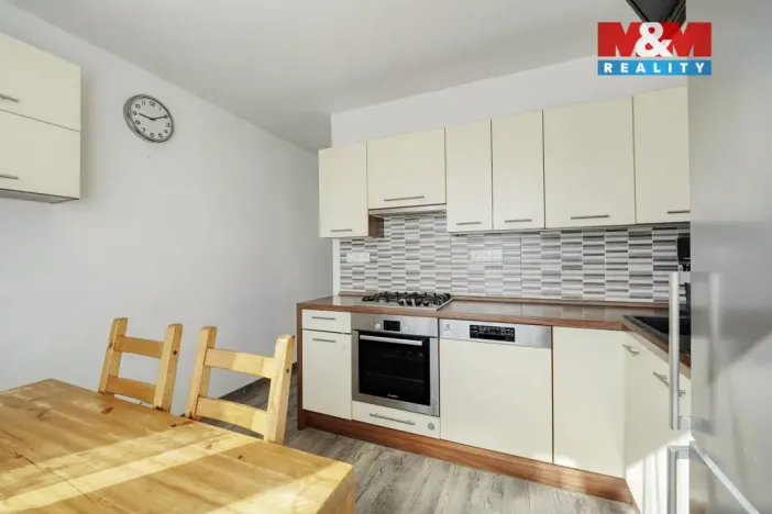 Prodej bytu 3+1, Plzeň - Bolevec, Žlutická, 62 m2