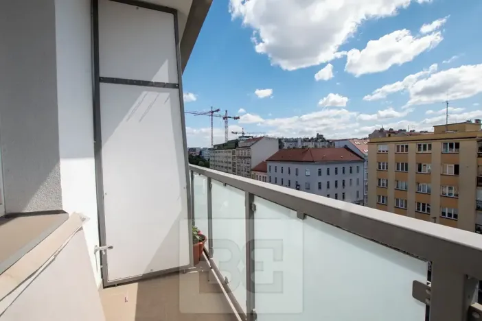 Pronájem bytu 3+kk, Praha - Libeň, Sokolovská, 70 m2