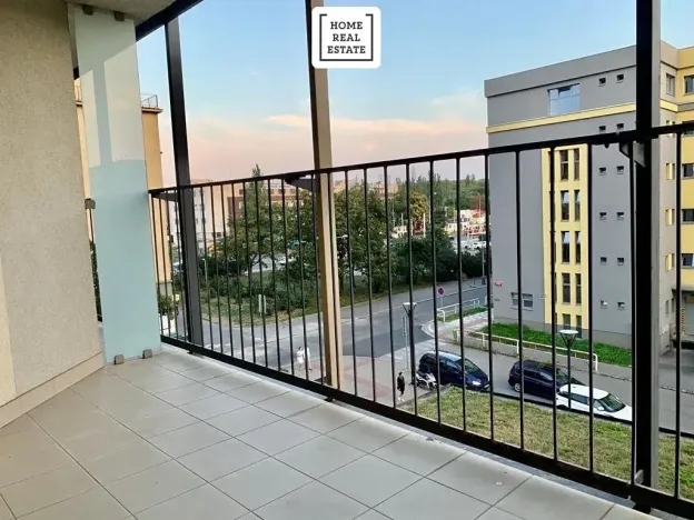 Pronájem bytu 2+kk, Praha - Žižkov, Pitterova, 45 m2