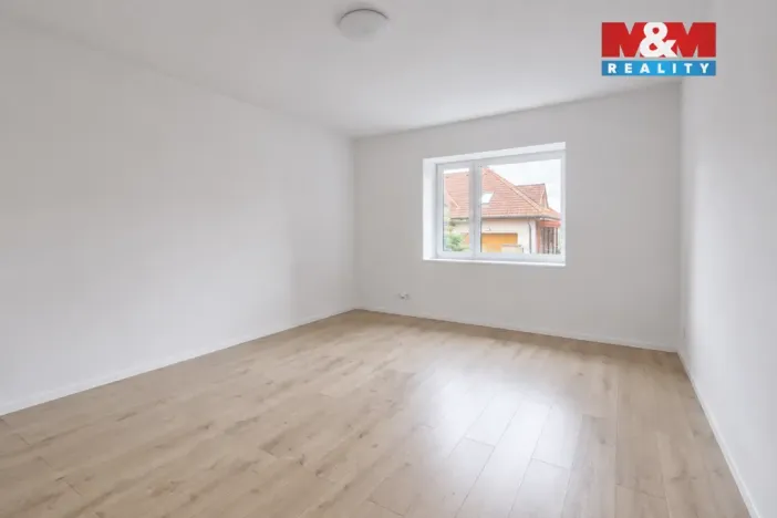 Pronájem bytu 3+kk, Praha - Běchovice, Antonína Hodného, 100 m2