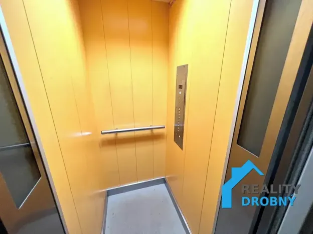 Prodej bytu 2+1, Děčín, Severní, 50 m2