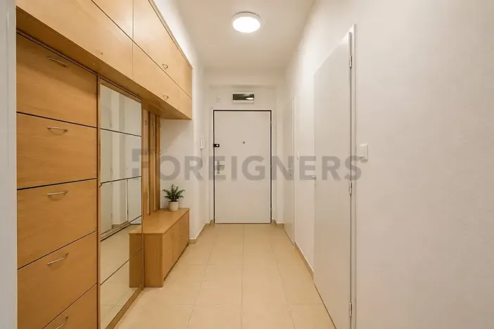 Pronájem bytu 2+1, Praha - Vršovice, Bělocerkevská, 52 m2