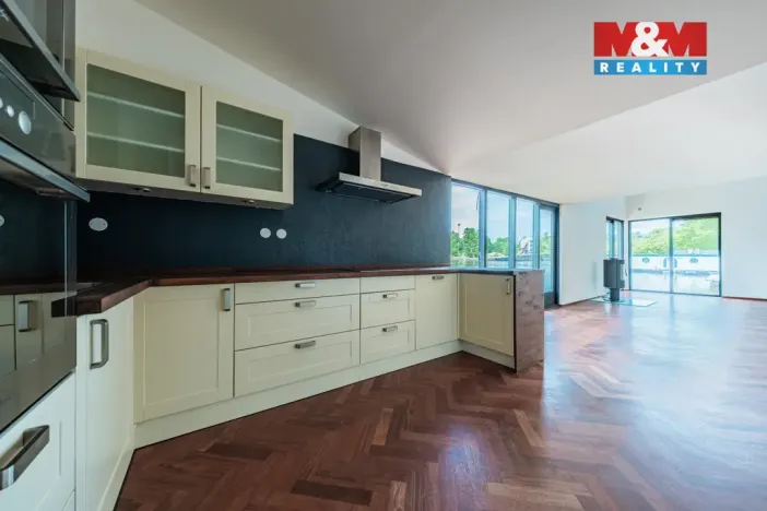 Prodej, Praha - Holešovice, Sanderova, 82 m2