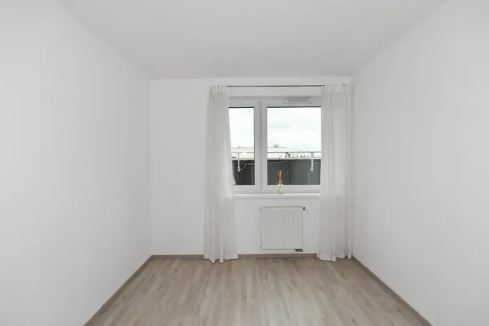 Pronájem bytu 3+kk, Praha - Vysočany, Strnadových, 78 m2