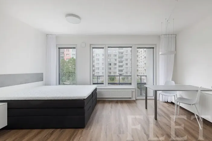 Pronájem bytu 1+kk, Praha - Kamýk, Hodkovická, 35 m2