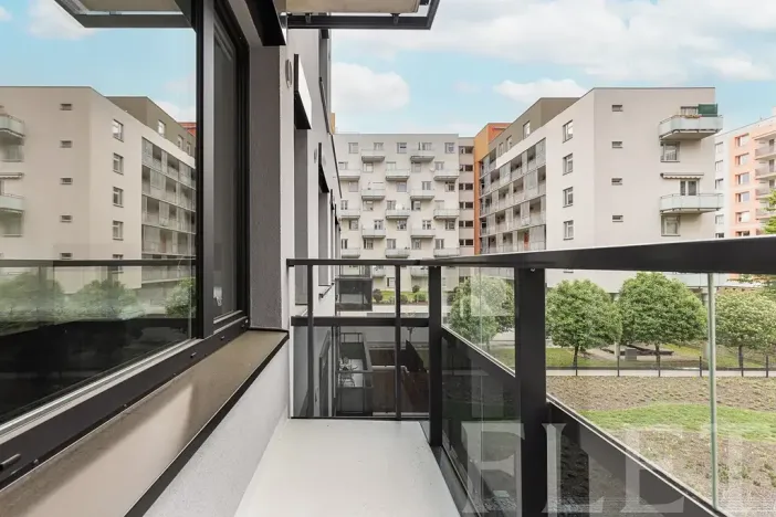 Pronájem bytu 1+kk, Praha - Kamýk, Hodkovická, 35 m2