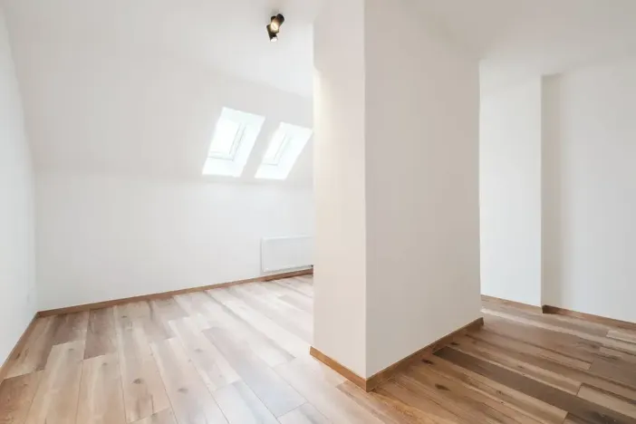 Pronájem bytu 3+kk, Praha - Vršovice, Rostovská, 79 m2
