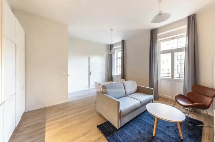 Pronájem bytu 1+kk, Praha - Bubeneč, Veletržní, 37 m2