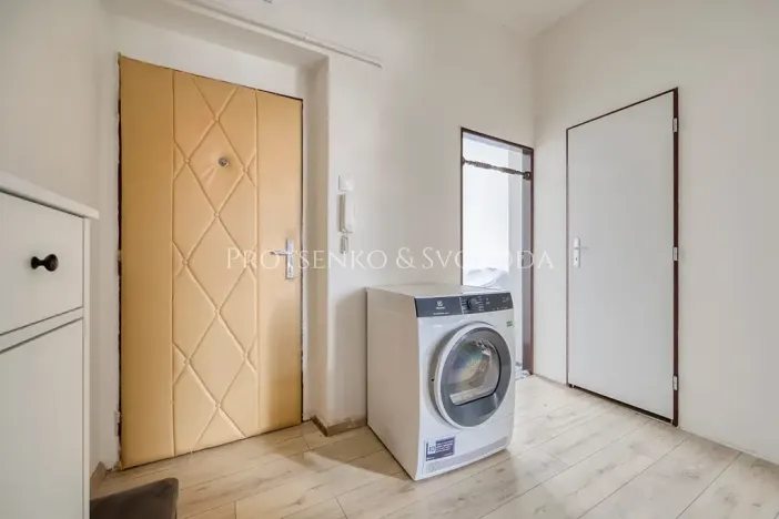 Prodej bytu 1+1, Kolín, U Borků, 58 m2