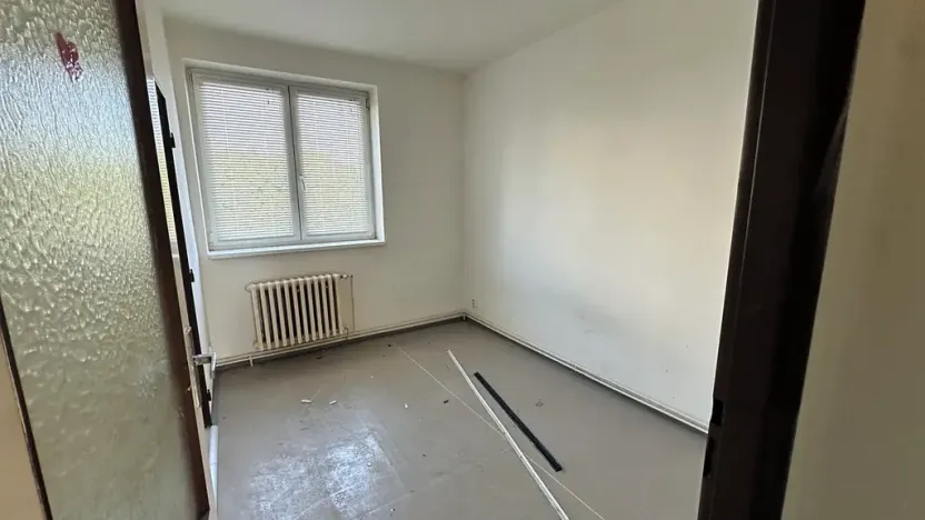 Dražba bytu 3+1, Žiželice, Komenského, 61 m2