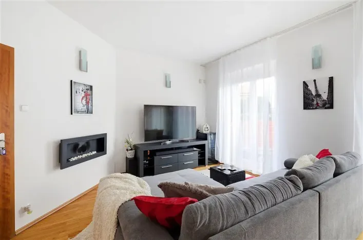 Prodej rodinného domu, Zeleneč, Zahradní, 203 m2