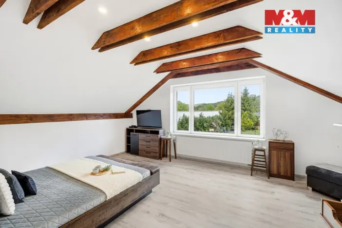 Prodej rodinného domu, Rynoltice, 224 m2