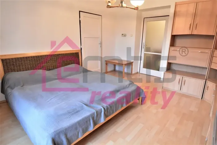 Pronájem bytu 2+1, Praha - Ruzyně, Stochovská, 56 m2