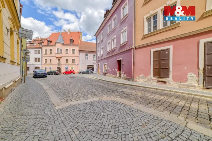Pronájem bytu 3+1, Cheb, Hradební, 56 m2